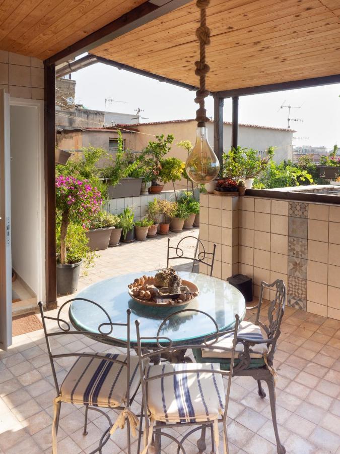 The Heart Of Naples - Neapolitana Apartment ภายนอก รูปภาพ