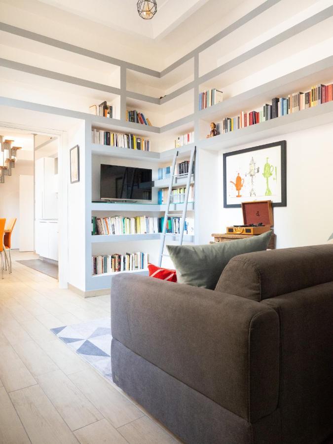 The Heart Of Naples - Neapolitana Apartment ภายนอก รูปภาพ