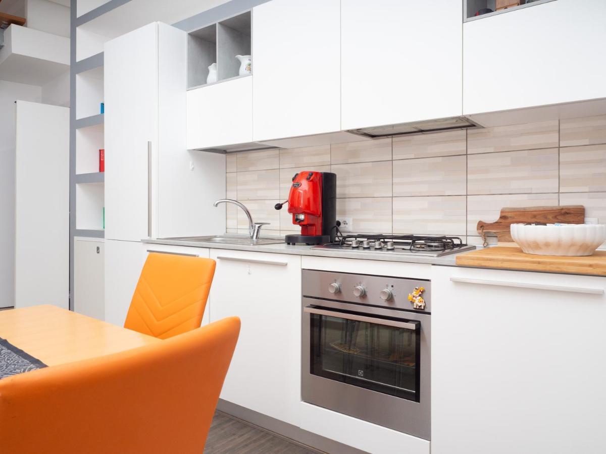 The Heart Of Naples - Neapolitana Apartment ภายนอก รูปภาพ