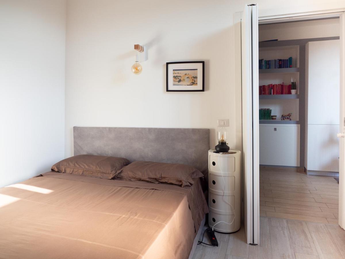 The Heart Of Naples - Neapolitana Apartment ภายนอก รูปภาพ